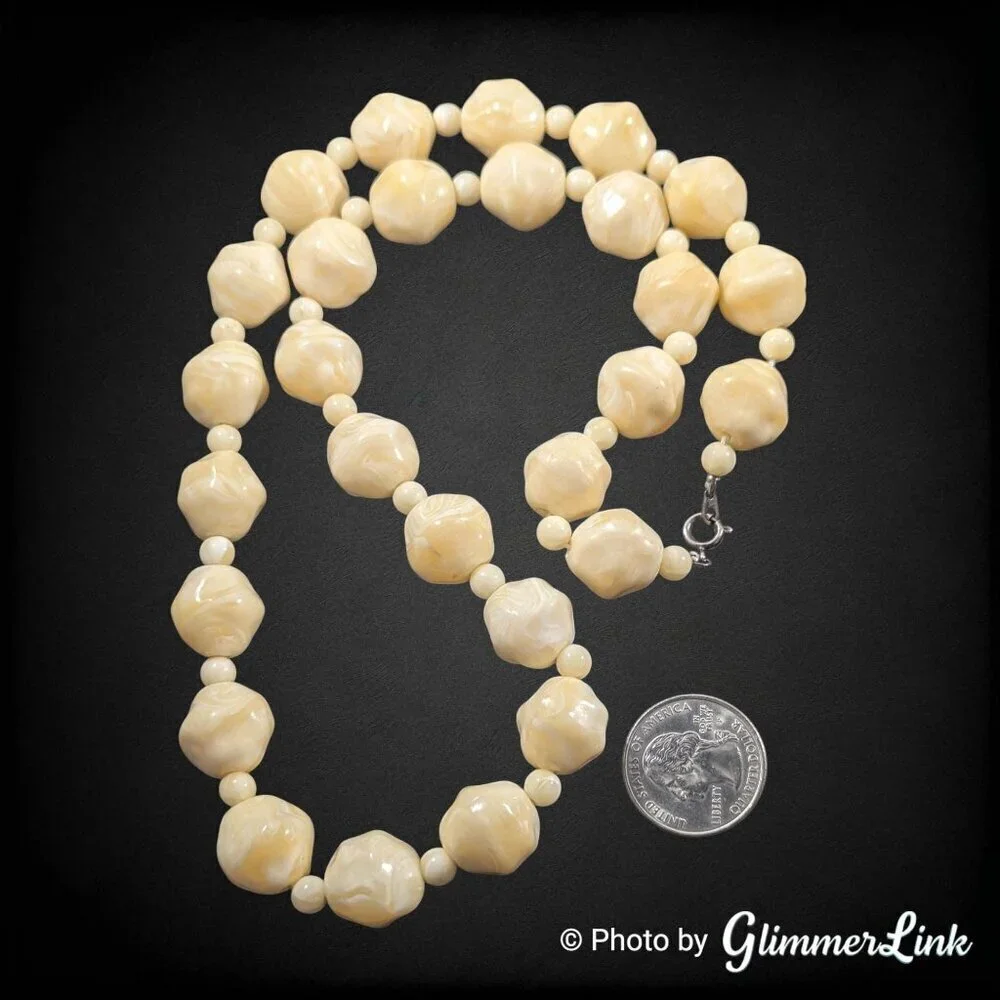 Vintage Cream Plastic Marbled Chunky Bead Necklace